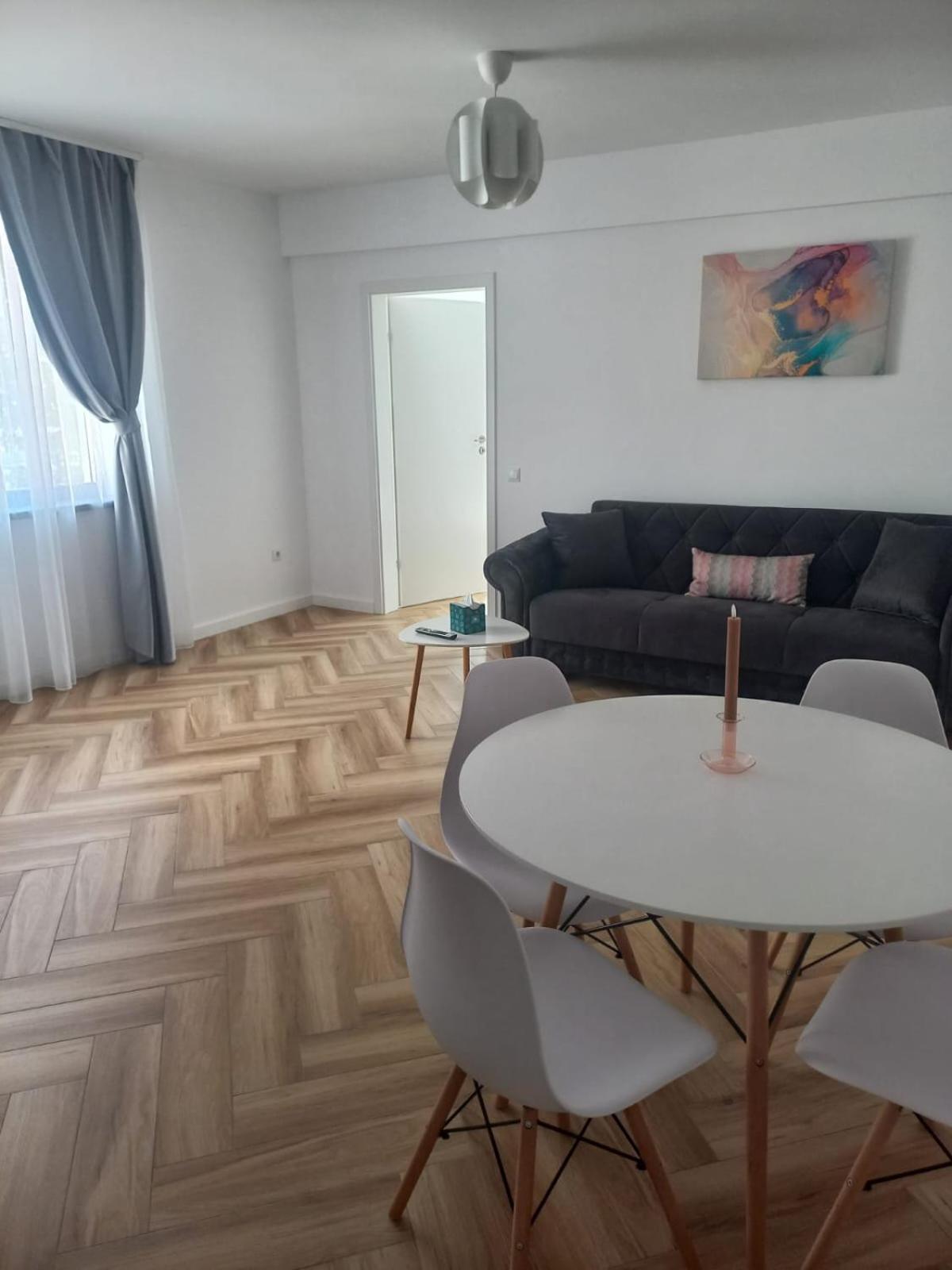 Cinque Stelle Hotel Apartments Kaloşvar Dış mekan fotoğraf