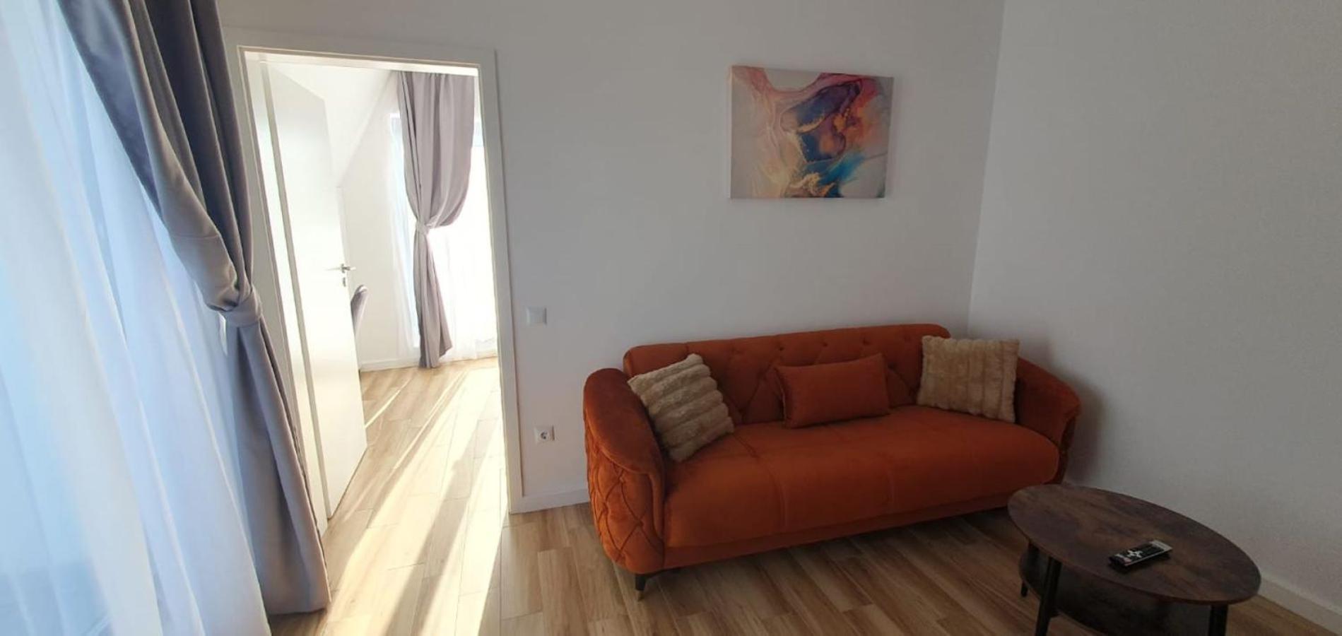 Cinque Stelle Hotel Apartments Kaloşvar Dış mekan fotoğraf