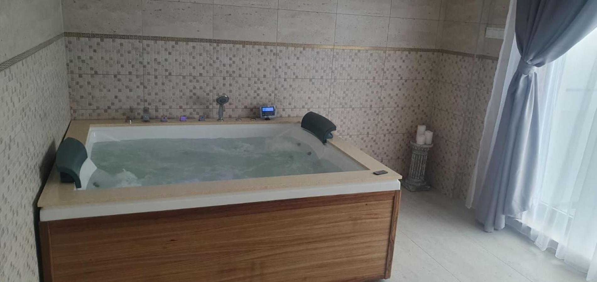 Cinque Stelle Hotel Apartments Kaloşvar Dış mekan fotoğraf