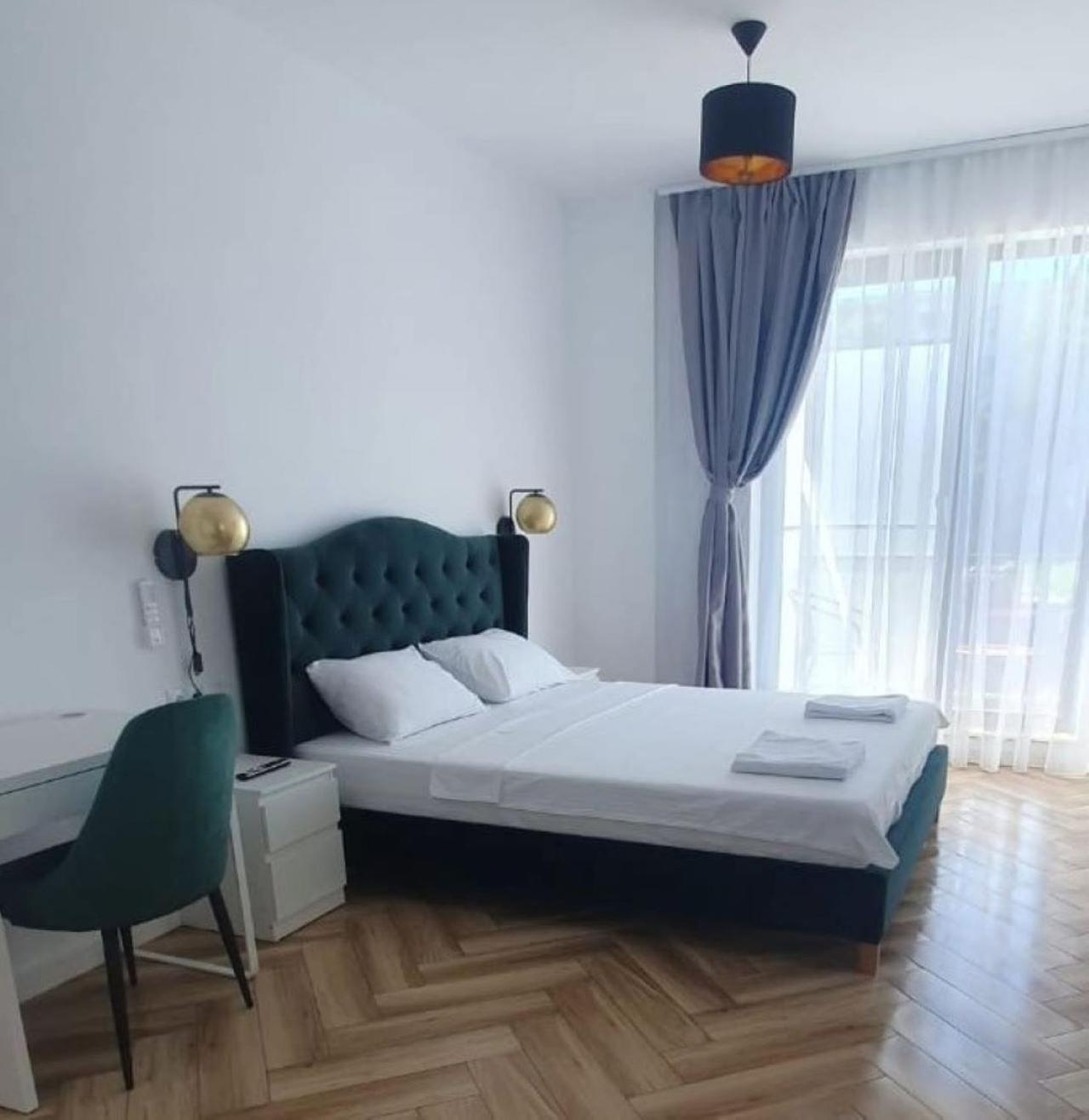 Cinque Stelle Hotel Apartments Kaloşvar Dış mekan fotoğraf