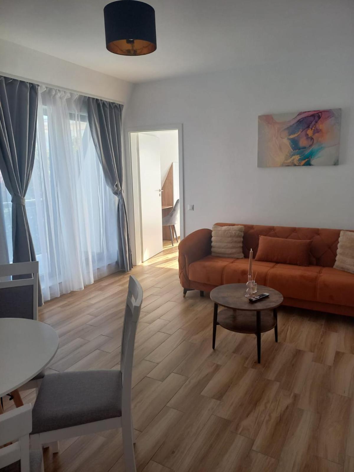 Cinque Stelle Hotel Apartments Kaloşvar Dış mekan fotoğraf