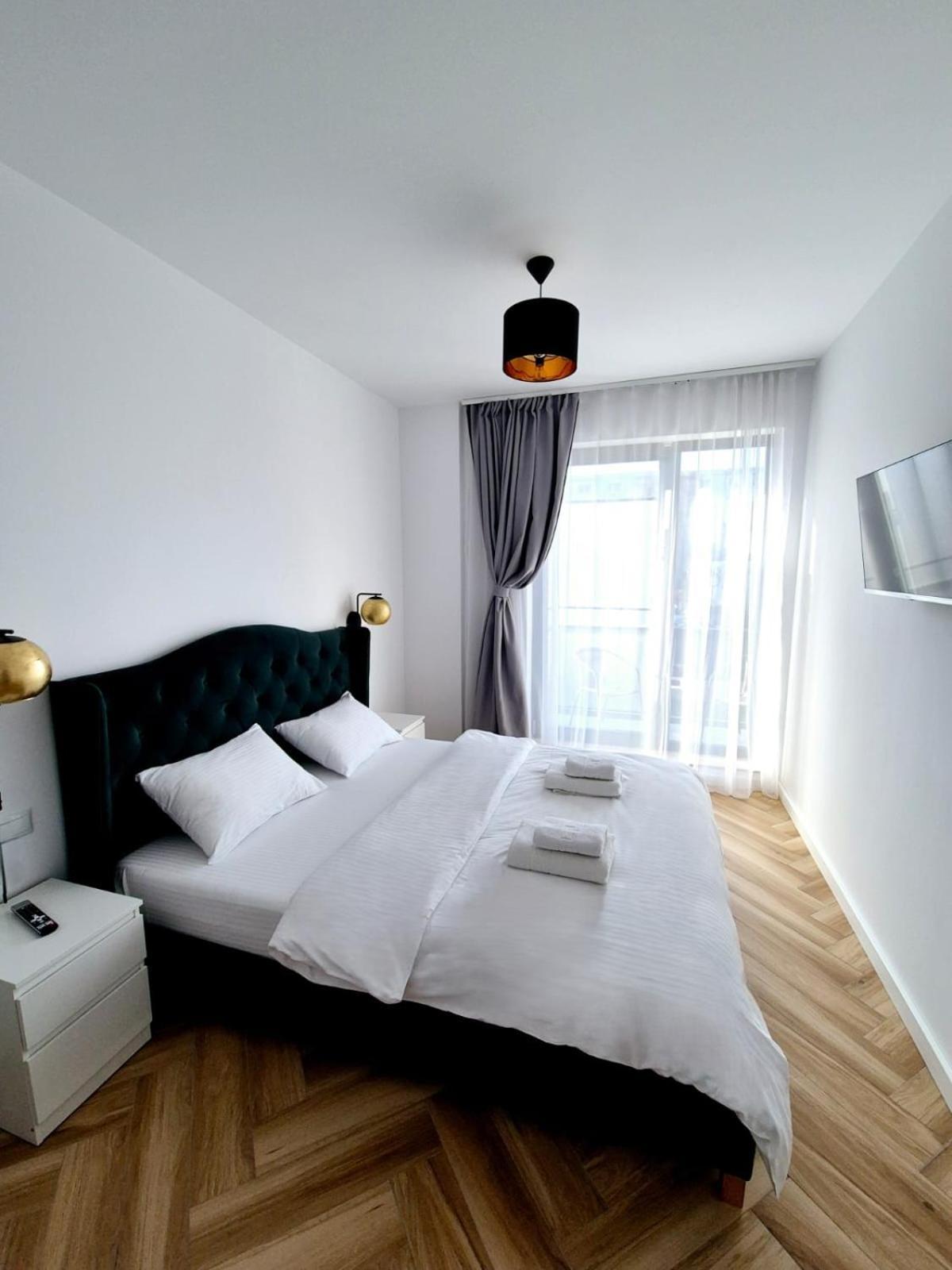 Cinque Stelle Hotel Apartments Kaloşvar Dış mekan fotoğraf