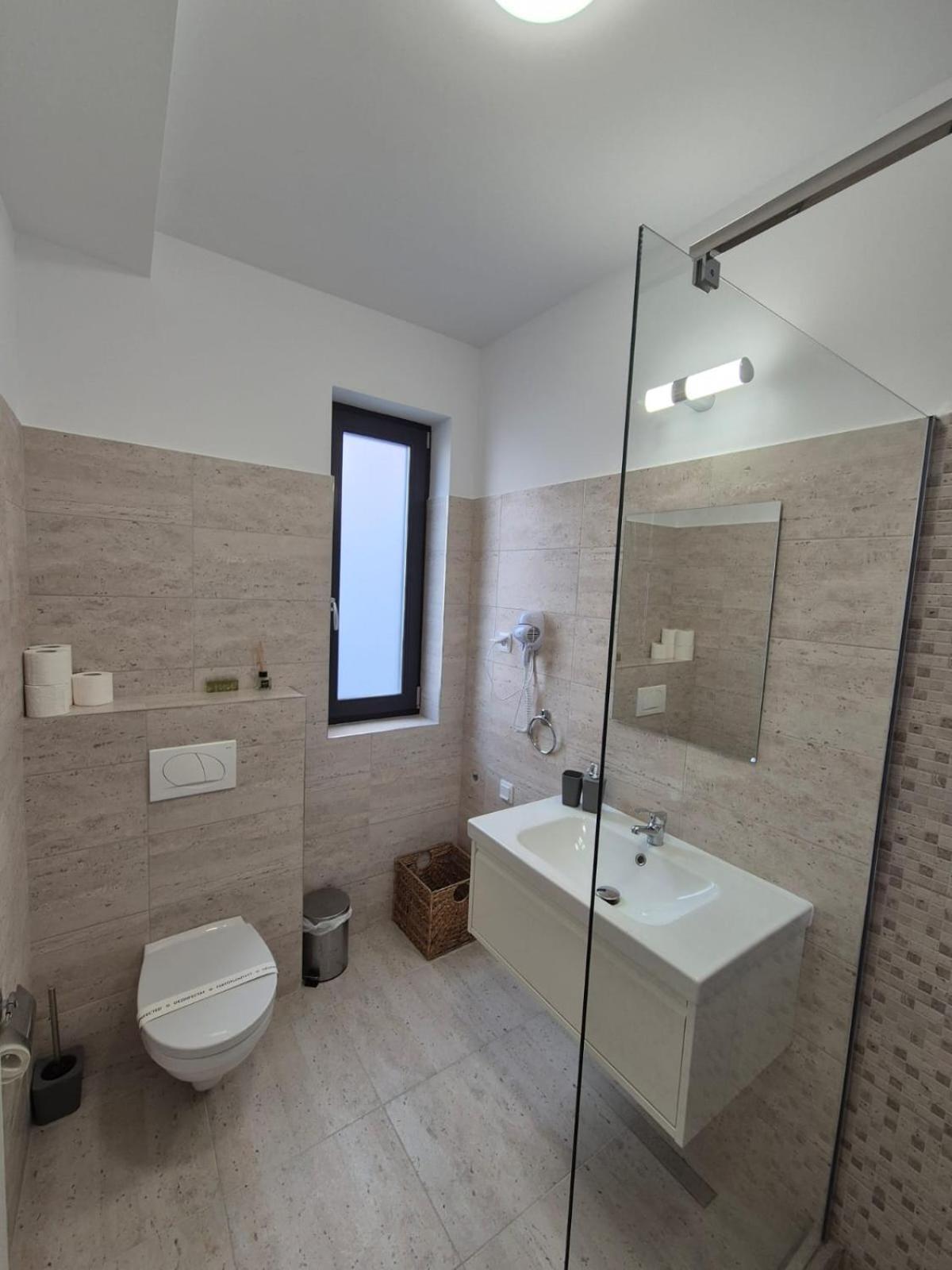Cinque Stelle Hotel Apartments Kaloşvar Dış mekan fotoğraf
